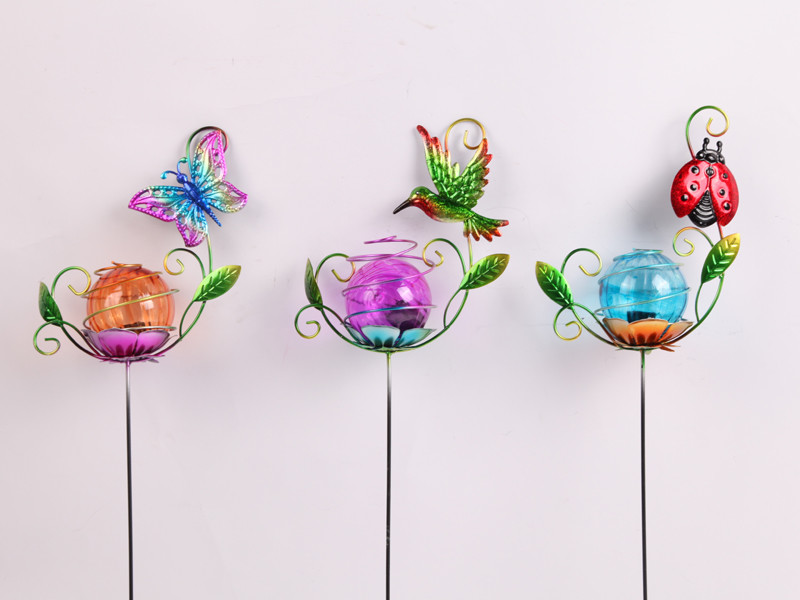 Colorful Metal Plug In Solar Garden Ornament For Outdoor And Garden Decoration