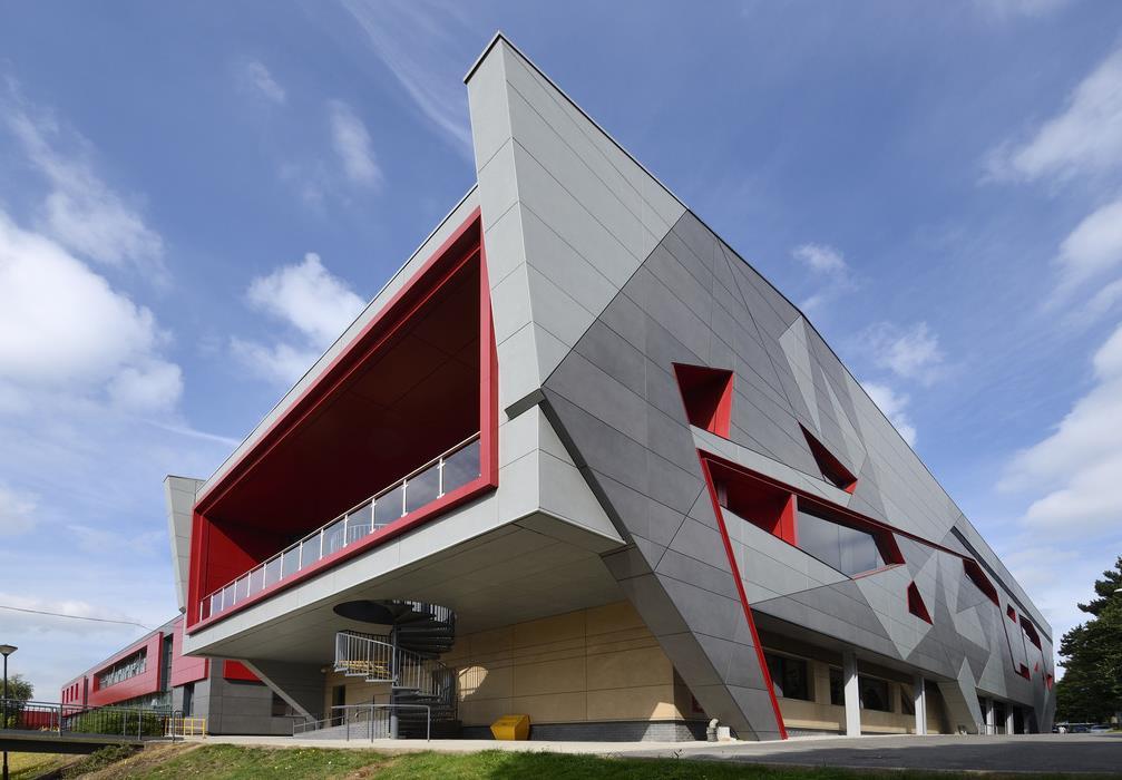 Laser Cut Aluminium Curtain Wall Solid Dibond Grid Corrugated Decoration