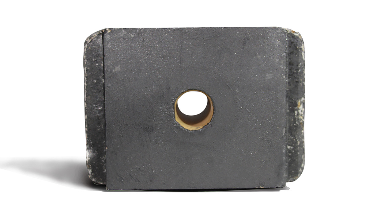 Corrosion Resistance Refractory Nozzle , Zirconia Nozzle Control The Flow Of Molten Steel