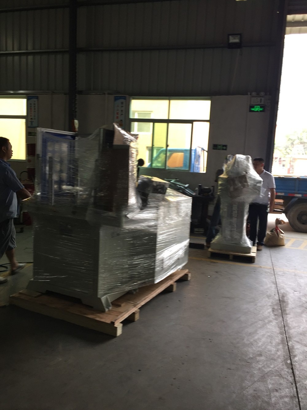 240mm Max Open Daylight Low Pressure Injection Moulding Machine JTT-200 Ejector Force 8kN