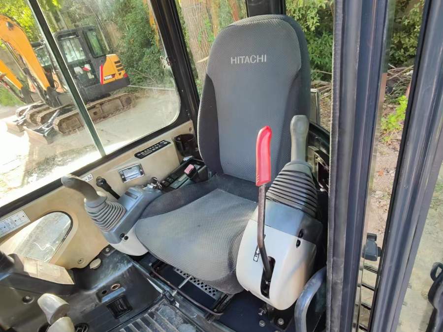 Hitachi ZX50U Excavator Cab