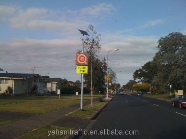 Portable Speed Limit Electronic Signs RS485 RS232 GPRS Ethernet 4G 3G
