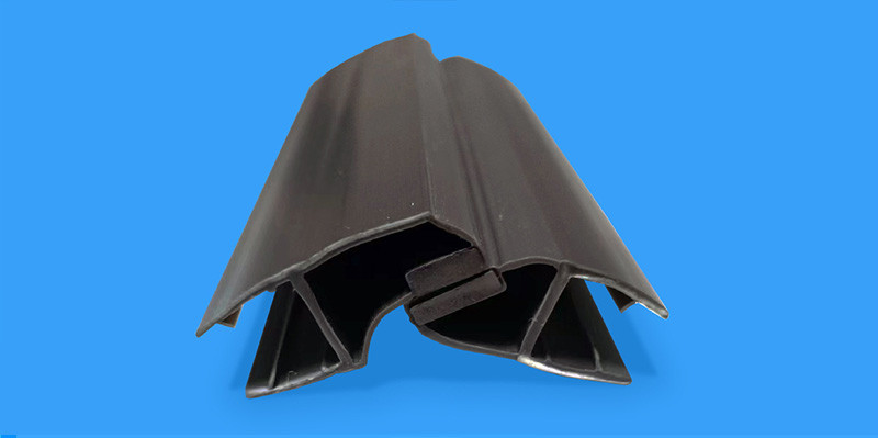 Surface Smooth Shower Screen Seal Strip Erosion Resistant Easy Installation