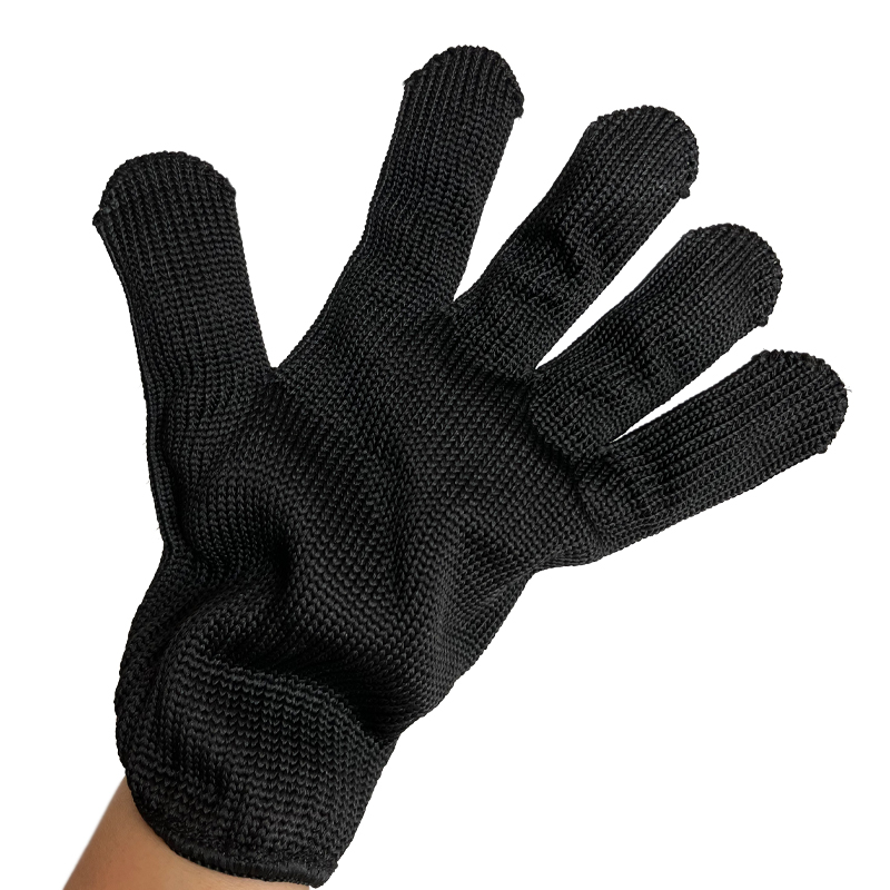 Protect Your Hands During Winter Outdoor Activities with Our Unisex Hand Protection