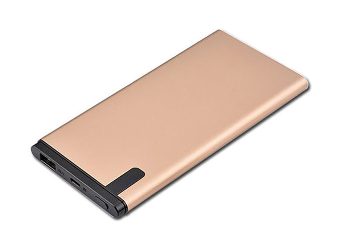 Circuit Protection Slim Metal Power Bank With Liquid Crystal Display 8000mAh