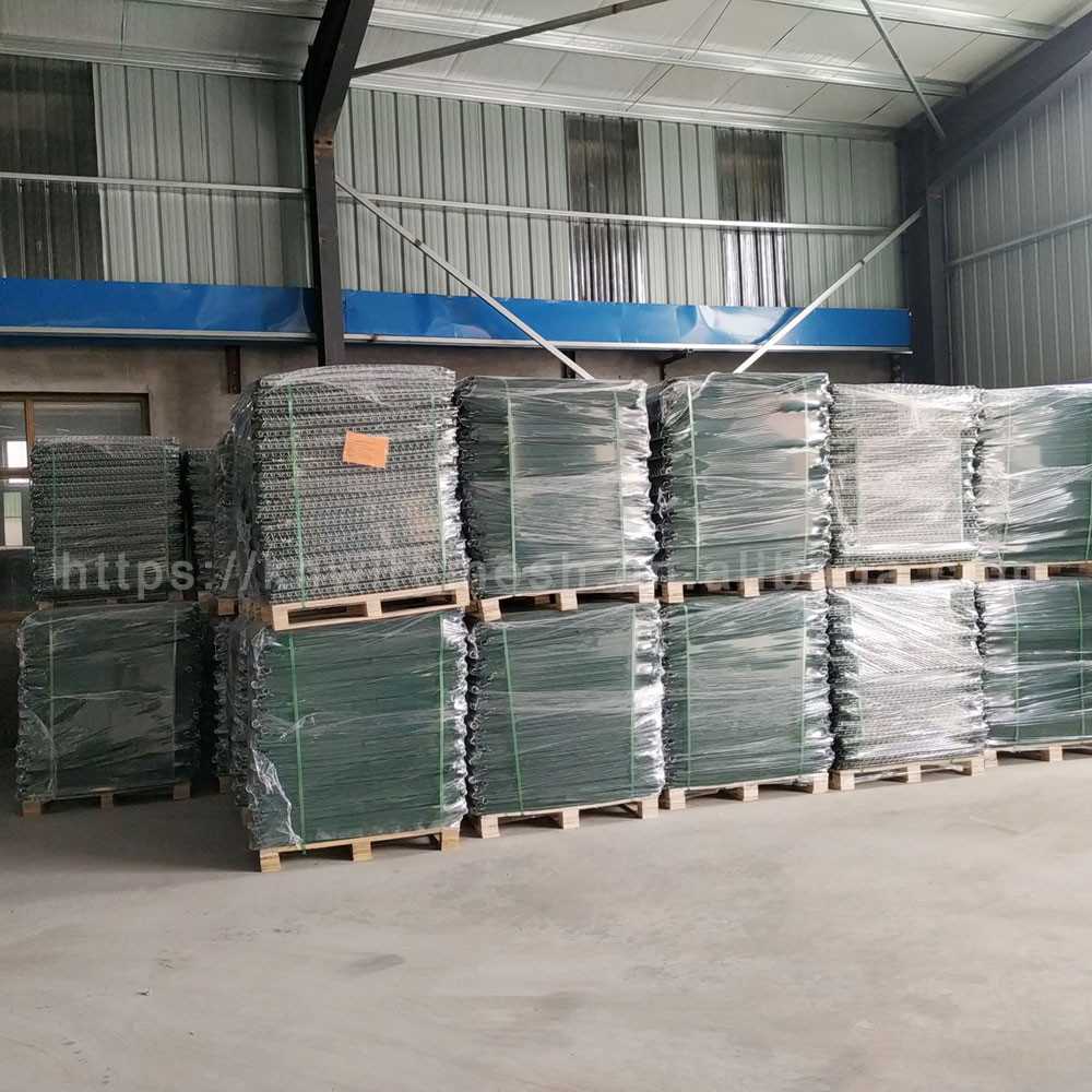 Hot Selling Security Defensive Barrier Bastion Sand-Filled Defense Barriers Defense Wall