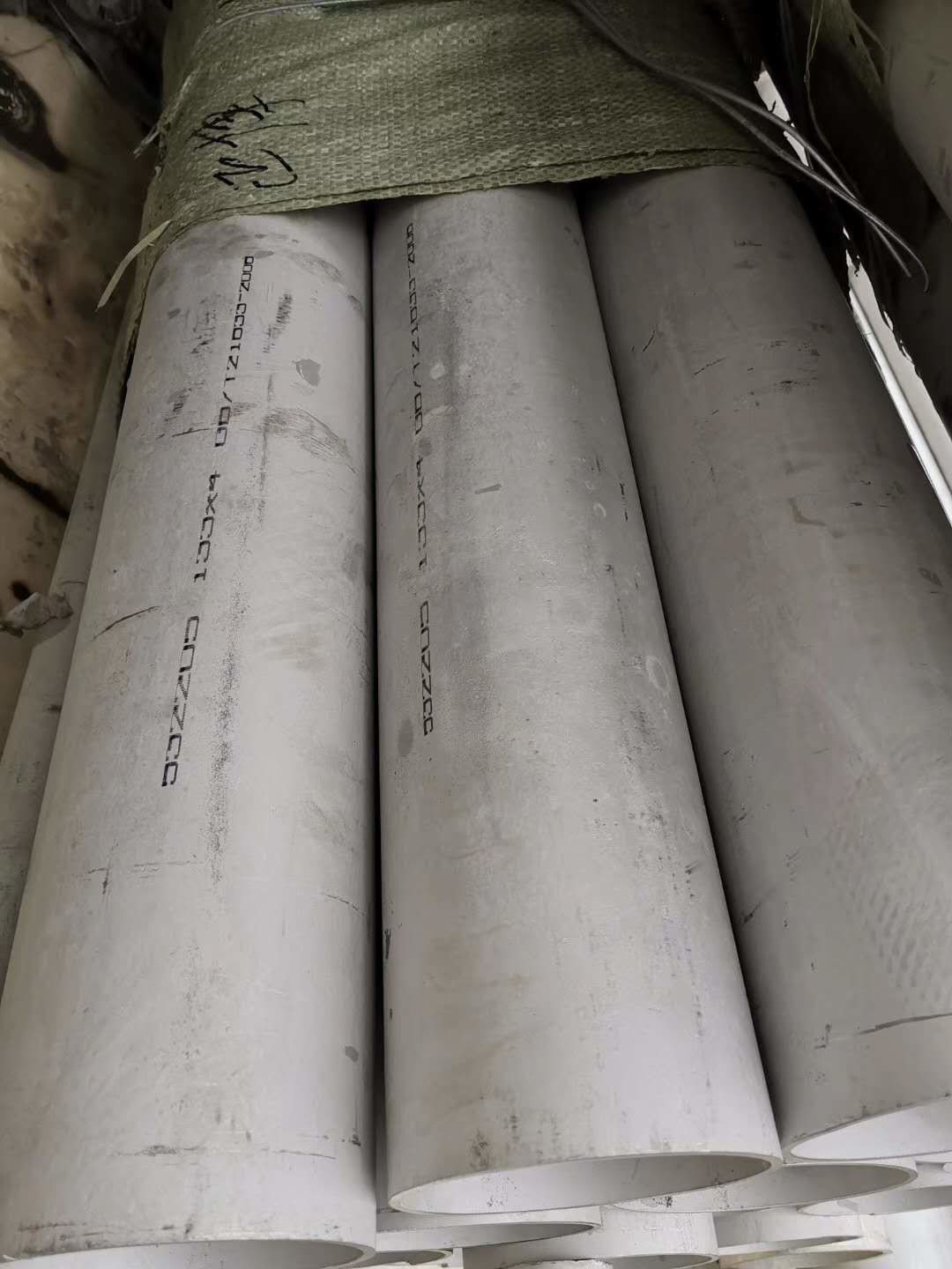 6”DSS, 4.8 MM thick, API 5LC, GRADE LC65-2205 UNS Num s31803) Stainless Steel Pipe Coating NACE