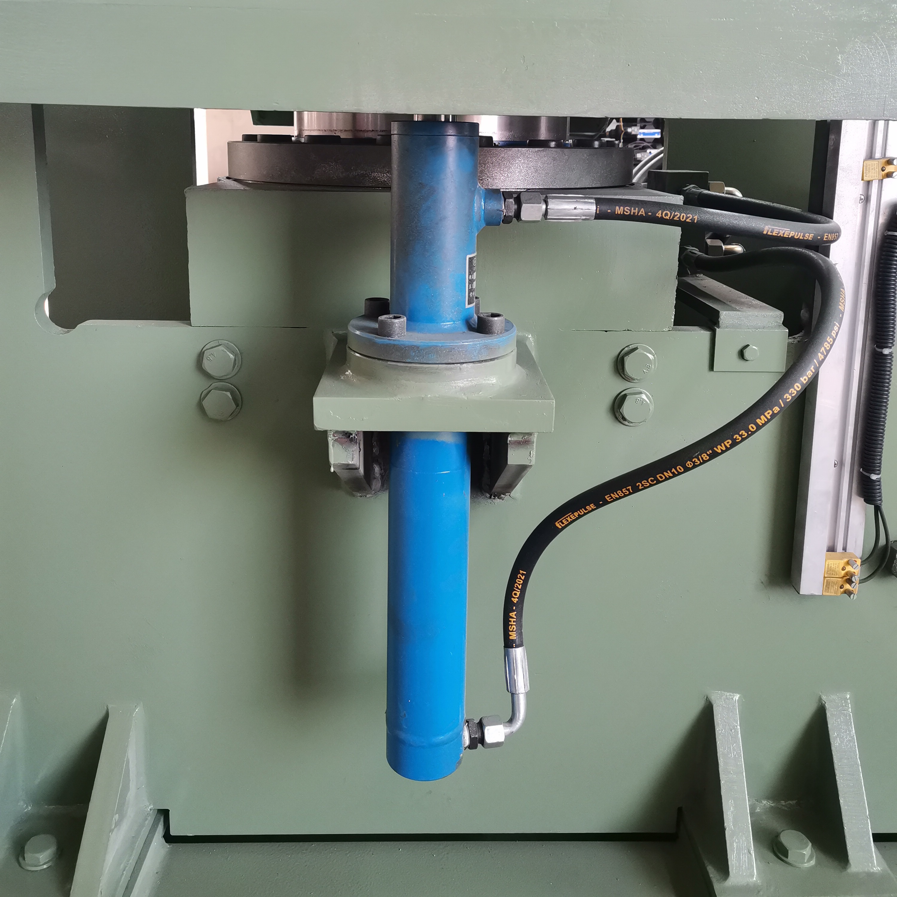 1.00MN Nominal Molding Power Veneer Hot Press for 1 Working Layer Woodworking Industry