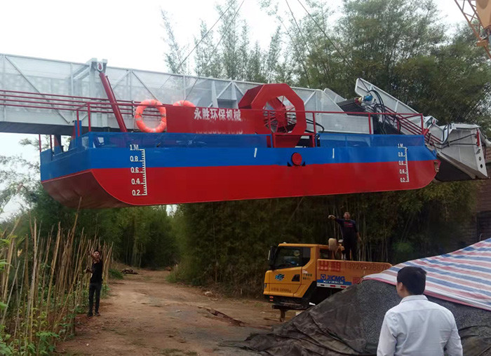 8 Cbm Capacity 60kw Power Lake Weed Cutter Machine For River Watercolor Harvesting