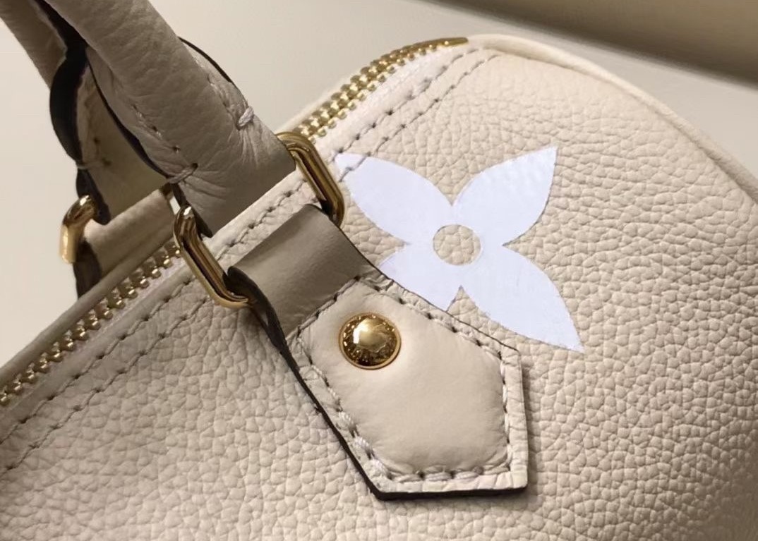 Empreinte Leather Luxury Cross Body Bag , Gradient Color Papillon BB Bag