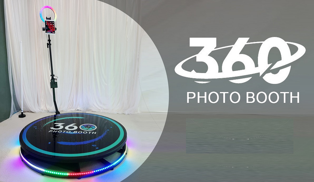 Big 360 LED Light Photo Booth Automatic Metal Platform For All Guests