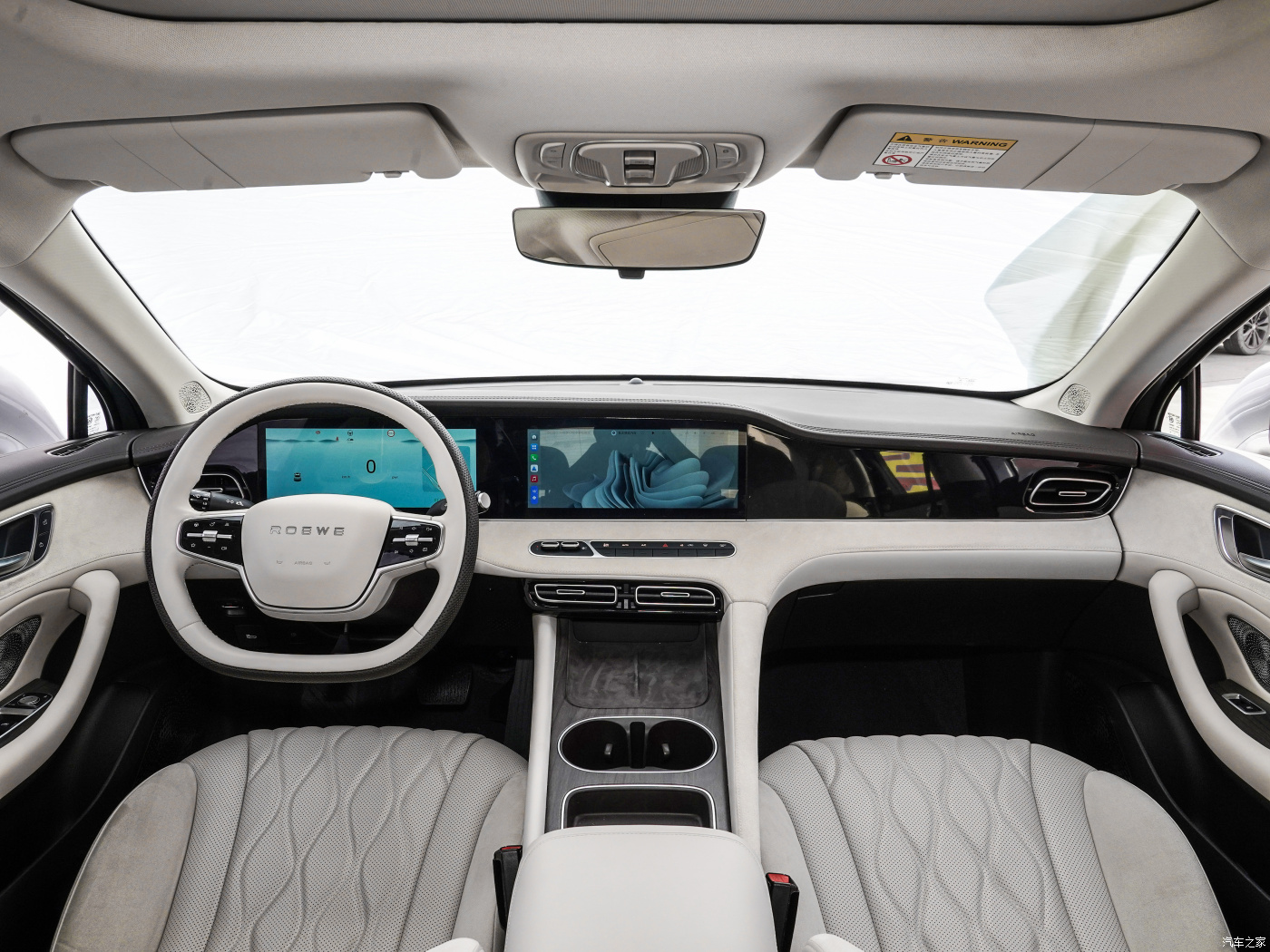 Body structure 4-door 5-seat SEDAN PLUG IN HYBRID Electric Car by ROEWE D7 DMH BIG Energy Vehicle