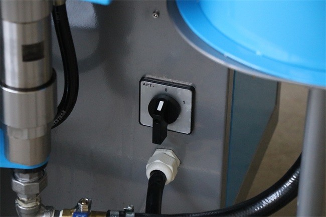 Compact PLC Screen Polyurea Coating Machine Electric Driven CNMC-E40