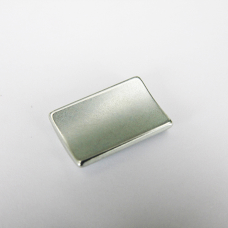 Strong Ndfeb N52 Neodymium Arc Magnets For Wind Turbine Generator Motor