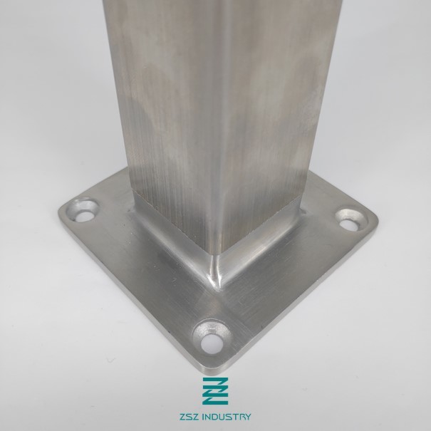 304L Stainless Steel Railing Posts Adjustable Base Flat Mounting Silver Color