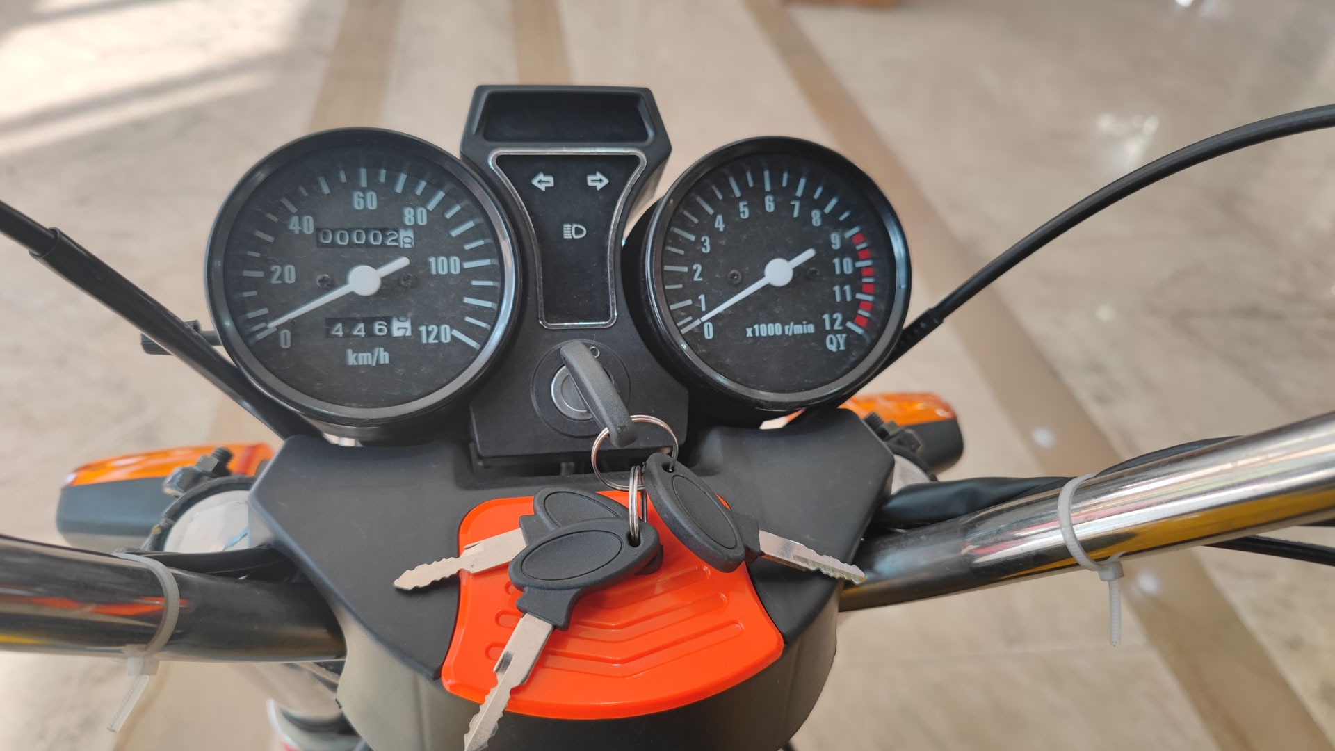 800 kg For Cargo Three Wheel Motorcycle Taxi For Africa Bajaj Adult Motor Tricycle