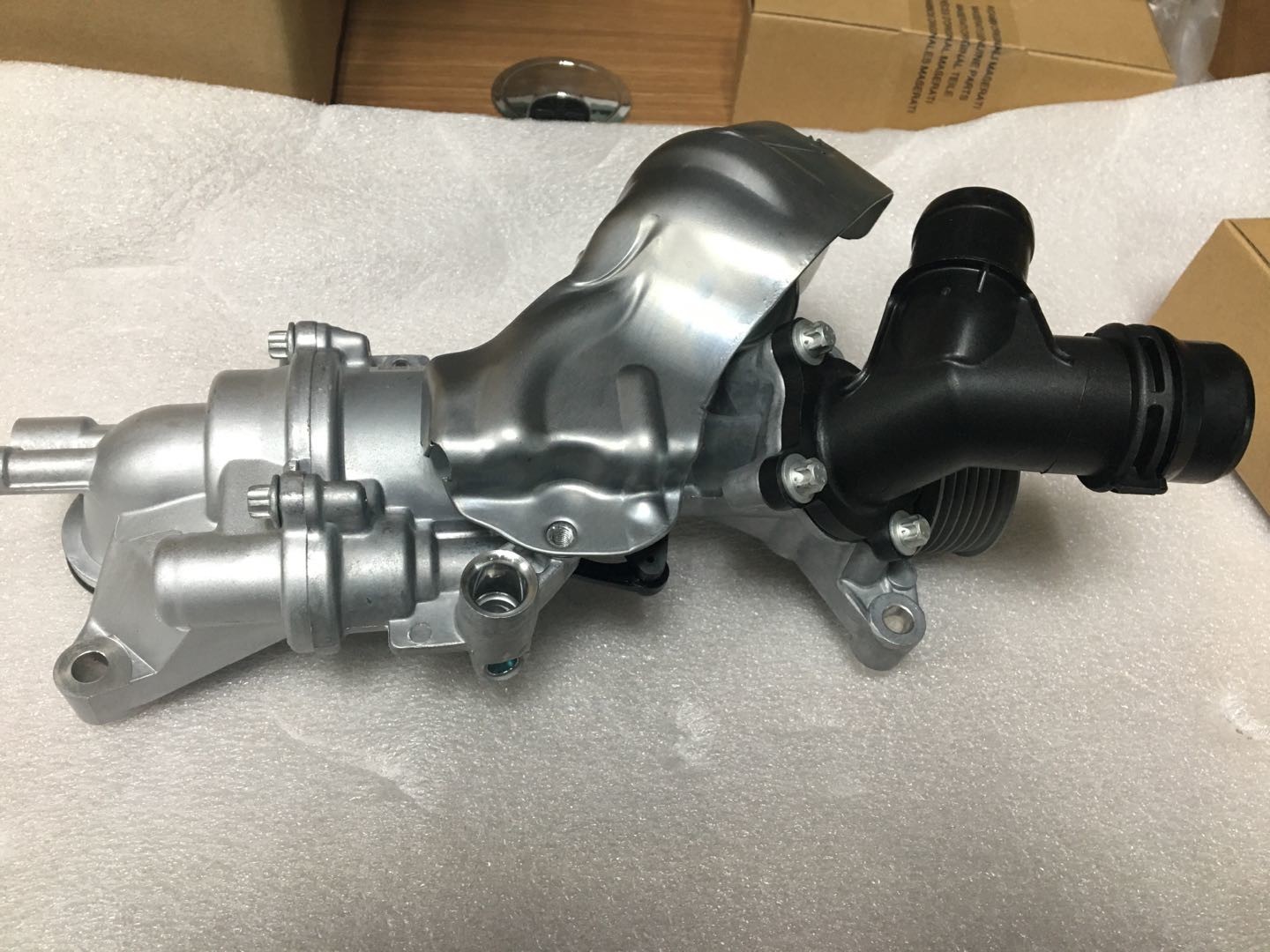 OEM Auto Water Pump For Mercedes-Benz 274 200 0301 274 200 0601
