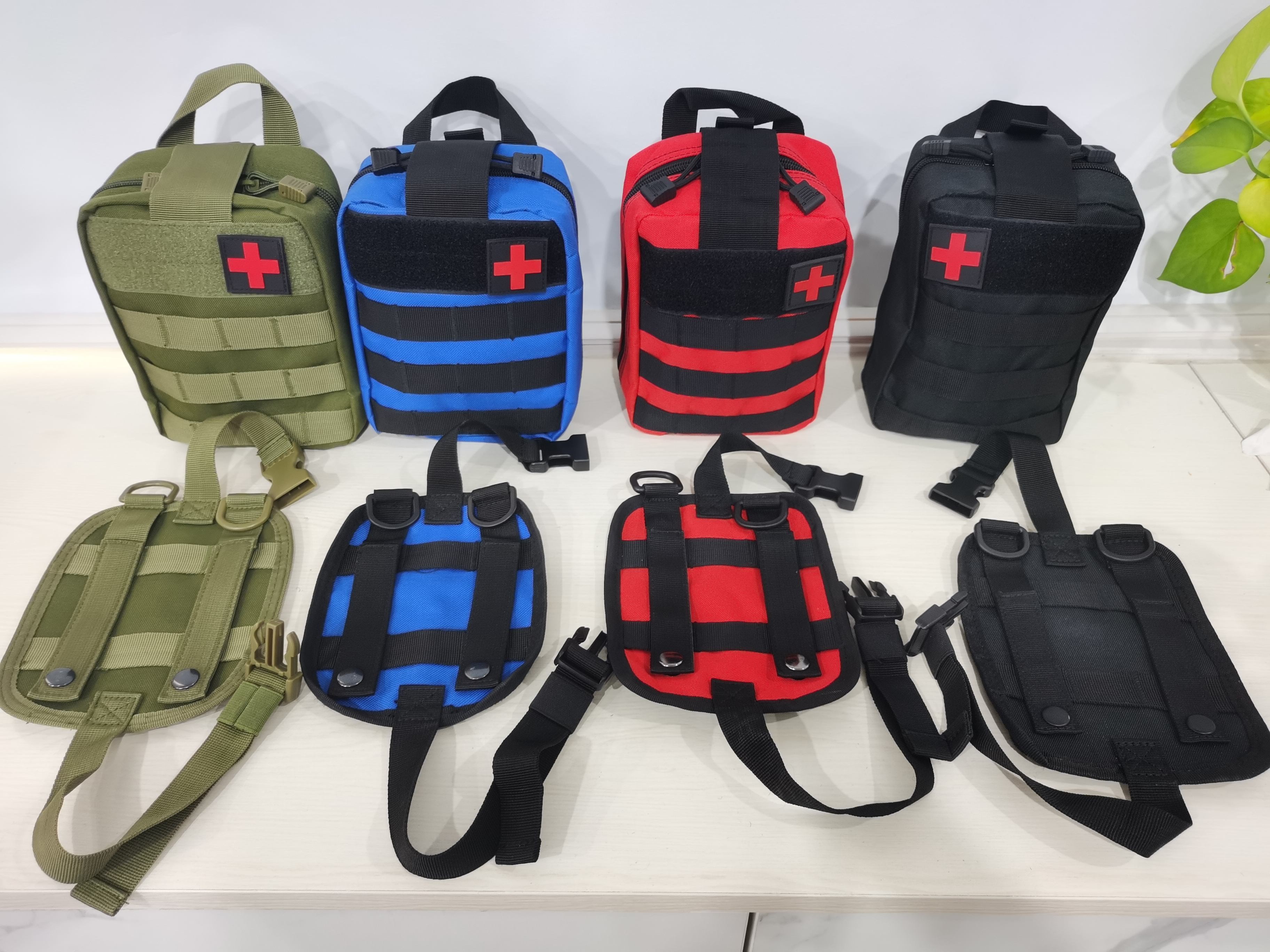 Wholesale Portable Ifak Molle Utility Bag Pouch Tactical First Aid Kit With Equipment Medical Supplies For Outdoor