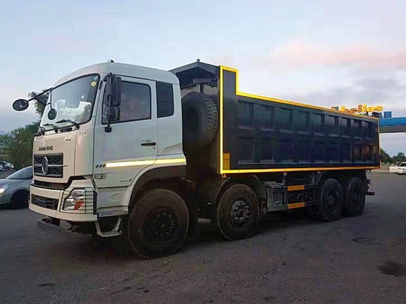 China DONGFENG 8*4 Tipper Truck for Russia Dump Truck Lorry Truck Factory Price