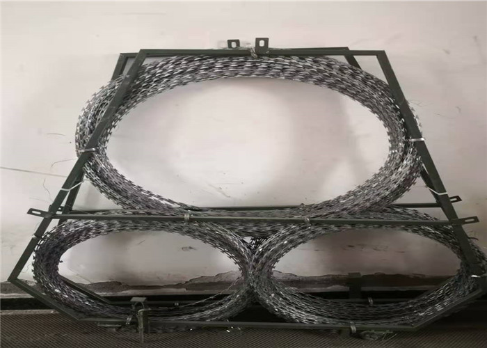 900mm BTO-22 Rapid Deployment Razor Wire Concertina Coils