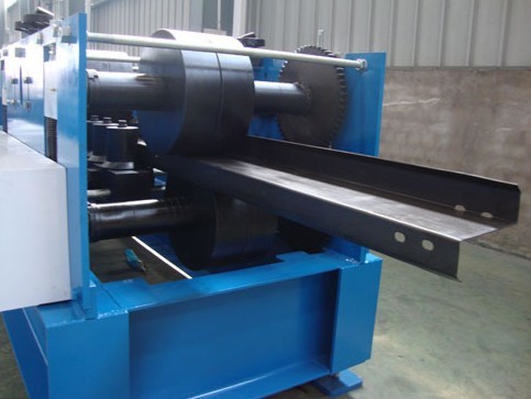 CE Approval 0.7mm Stainless Steel CZ Purlin Roll Forming Machine 18 Roller Stations
