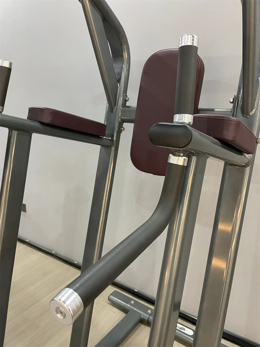 Pull Up Bar Leg Raise Chest Shoulder Workout Power Tower Dip Station Gym Equipment