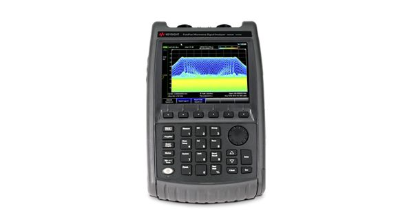 N9963B FieldFox Microwave Spectrum Analyzer Handheld 54 GHz portable