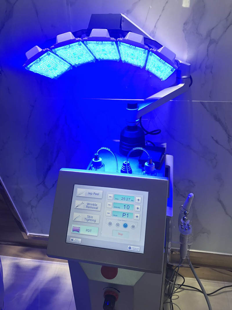 Compact Size Photodynamic Therapy Machine For Wrinkle Removal High Safety