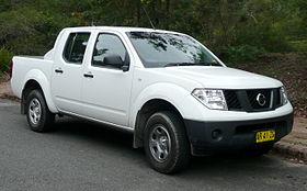 2005-2007 Nissan Navara (D40) RX 4-door utility (2007-12-12) 01.jpg
