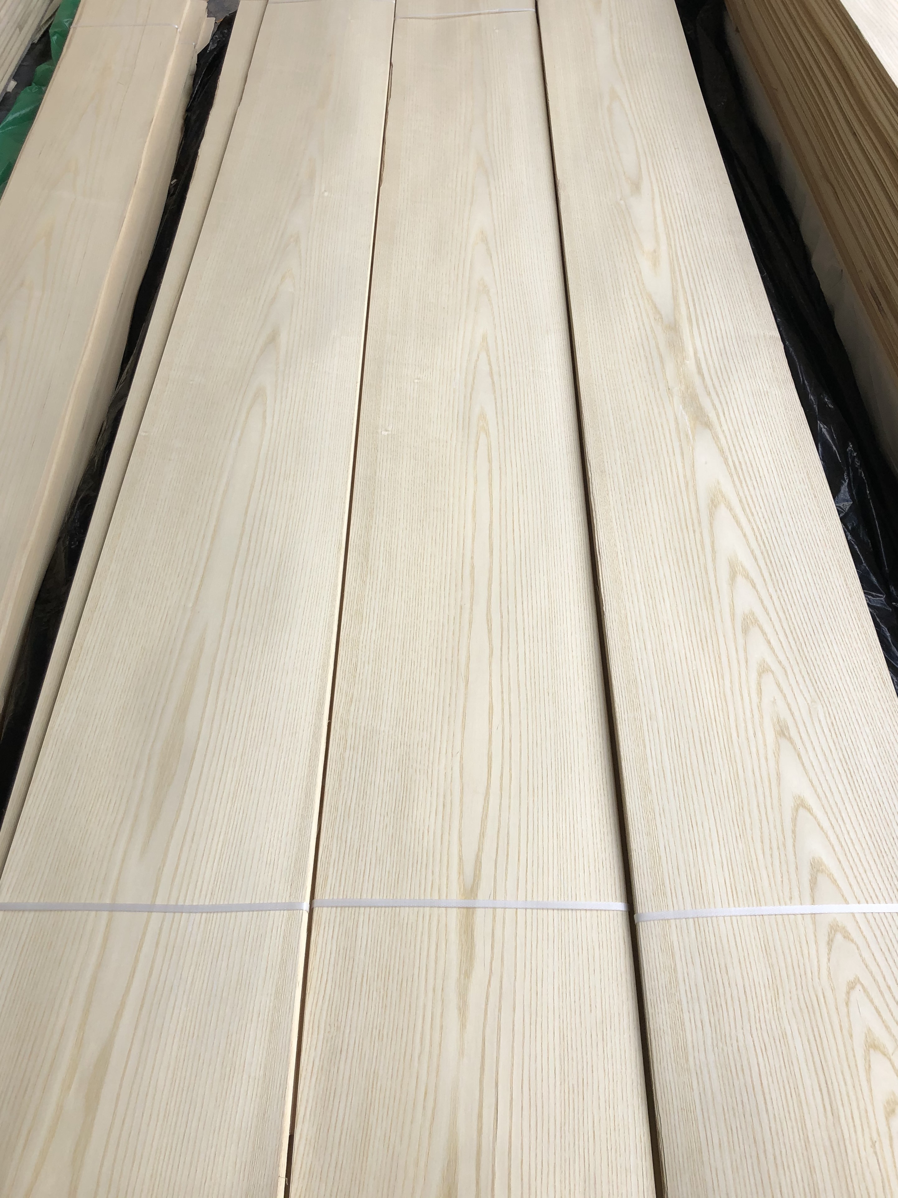 Price Wood Veneers White Ash Natural Ash Veneer Sheets Mountain/Straight Grain Decorative Ash Wood Veneer