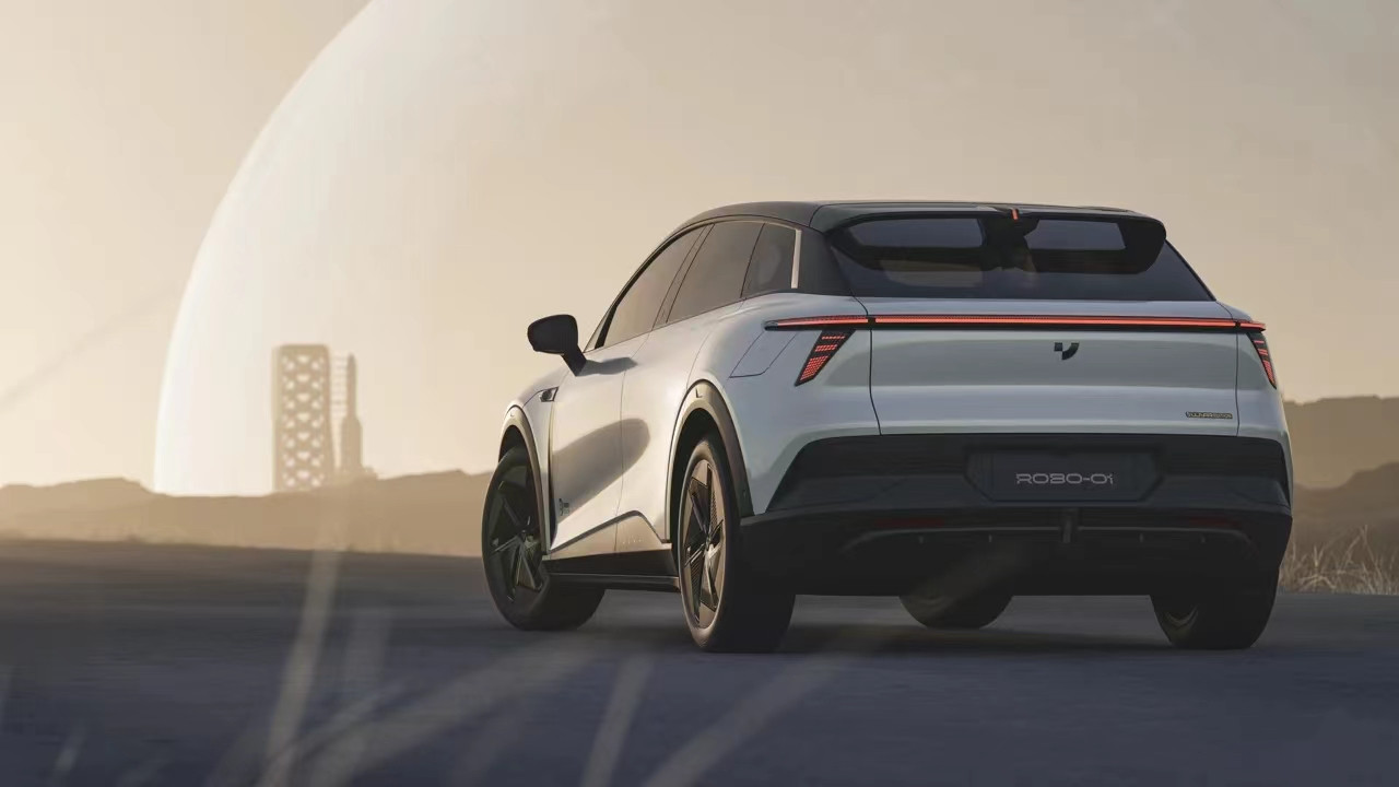 Long Crusing Range 600km Pure Electric 544 Horsepower Dual Motor Four-wheel Drive 5 Door 5 Seats SUV Car Pixel-J ROBO-01
