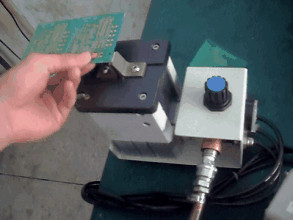 Pneumatic Single PCB Nibbler Printed Circuit Board Connection Point