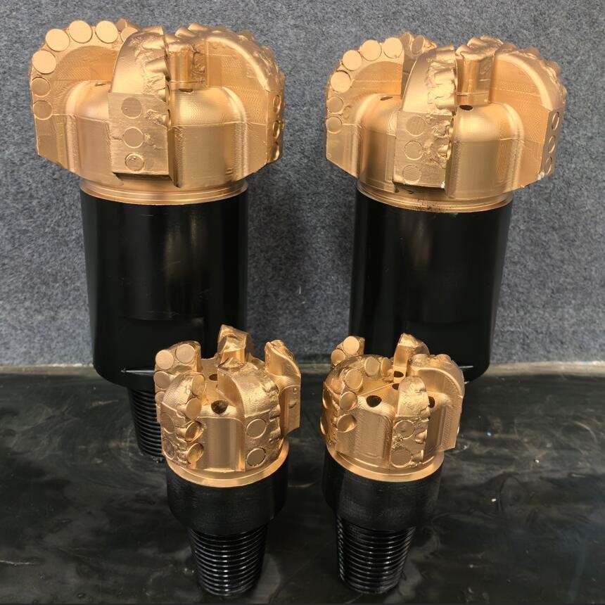 5 Blades 4 1/2 API Reg Pin Customized Diamond Pdc Drill Bit