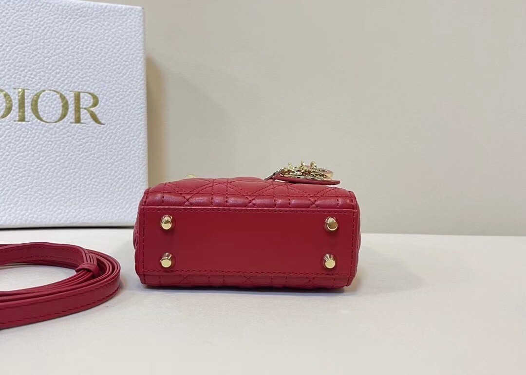 Heart Pattan Womens Luxury Handbag 12cm Length For Chinese Valentine's Day