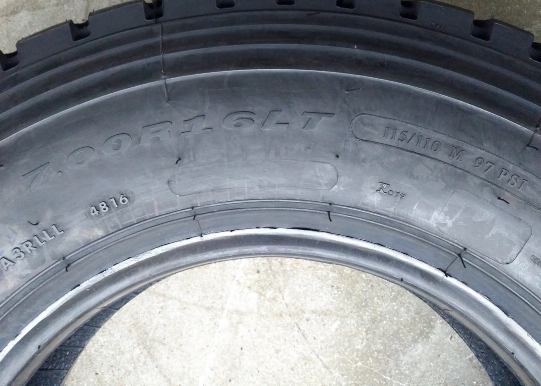 Mixed Roads All Steel Radial Tires Increased Self Cleaning Capacity 7.00R16LT