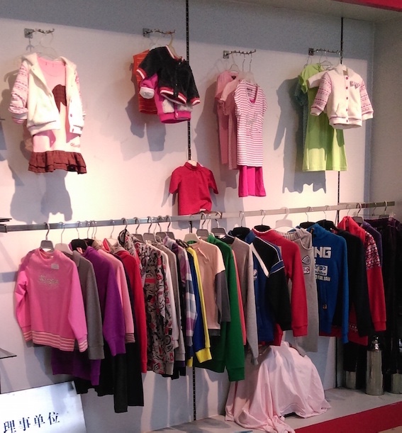 Boys and Girls Pullover Customized Cotton Kid Hoodie with Regular Sleeve Style