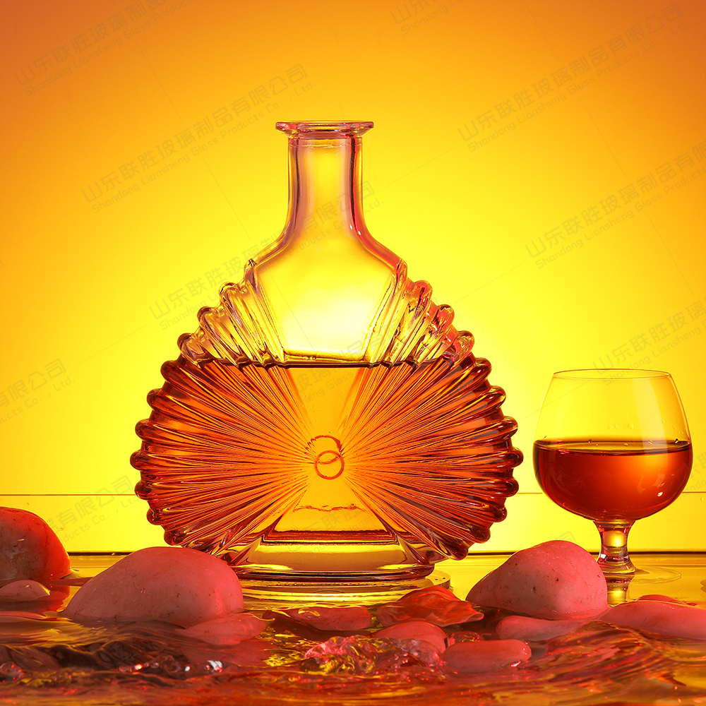 Clear Glass Bottle with Cork 750ml 1000ml Flat Carved Artistic Base Material Glass