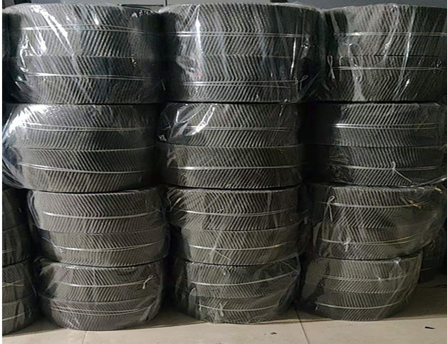 High Precision Knitted Wire Mesh Tape 25mm Stainless Steel Round Hole