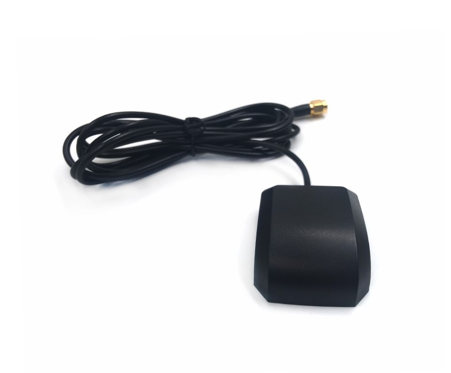 25±3dBi Gain Vertical Polarization GPS/Glonass/Beidou/Calileo Navigation Antenna for Car