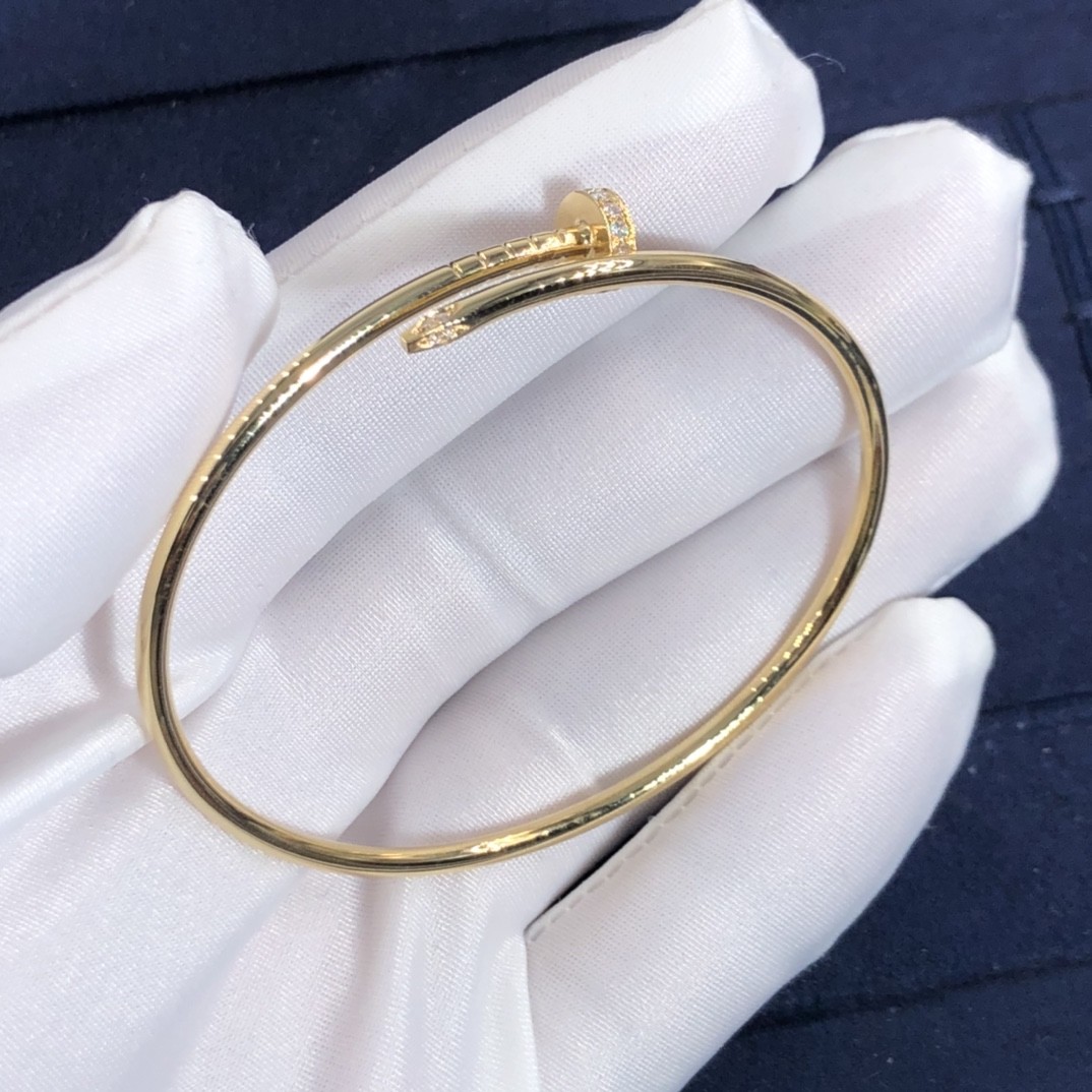 Elegant Car Tier 18k Gold Juste Un Clou Bracelet Small Model Natural Diamonds