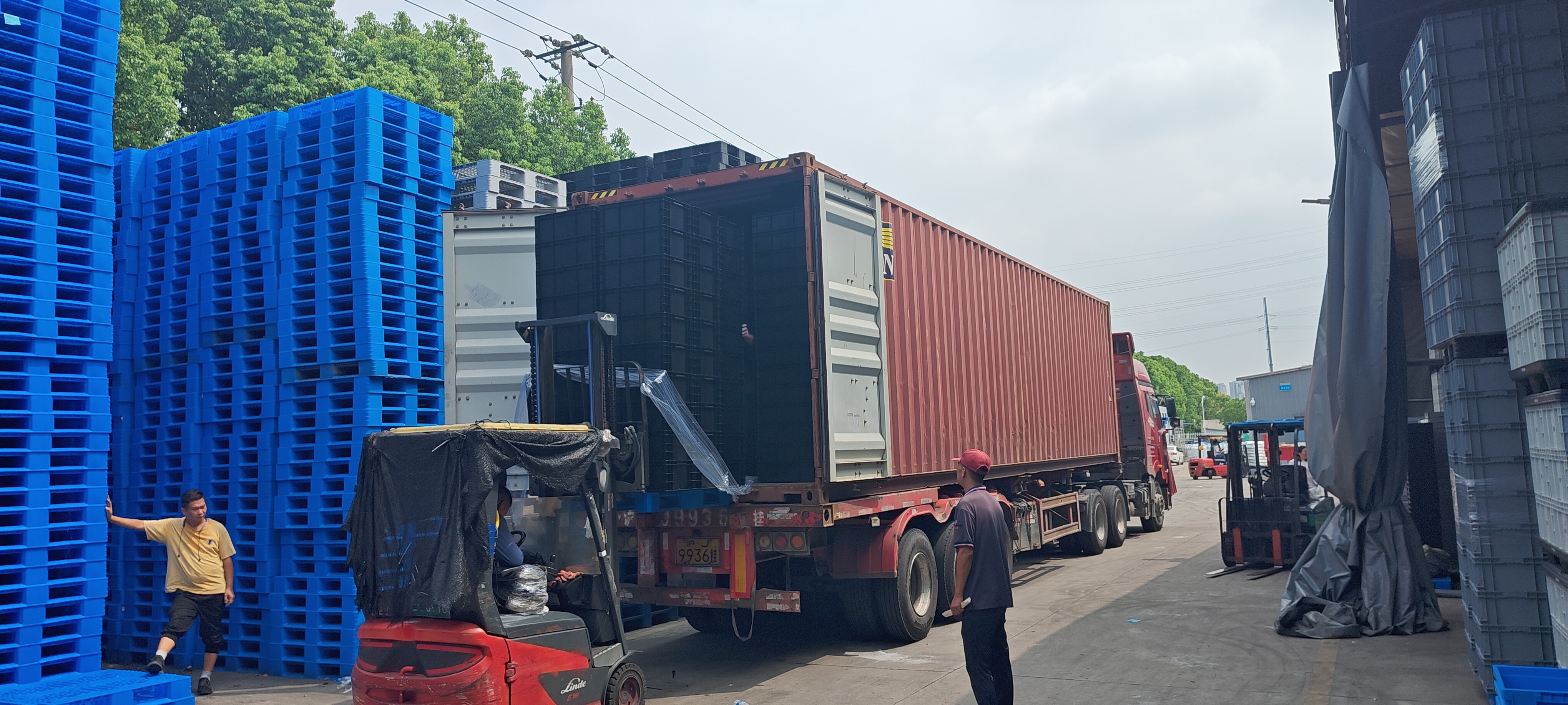 600*400mm ESD Plastic Box ESD Storage Bins Conductive Crate for electronic parts