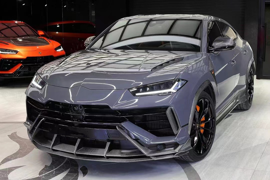 2023-2024 Lamborghini Body Kit URUS Top Style Front Lip Diffuser Spoiler Kit