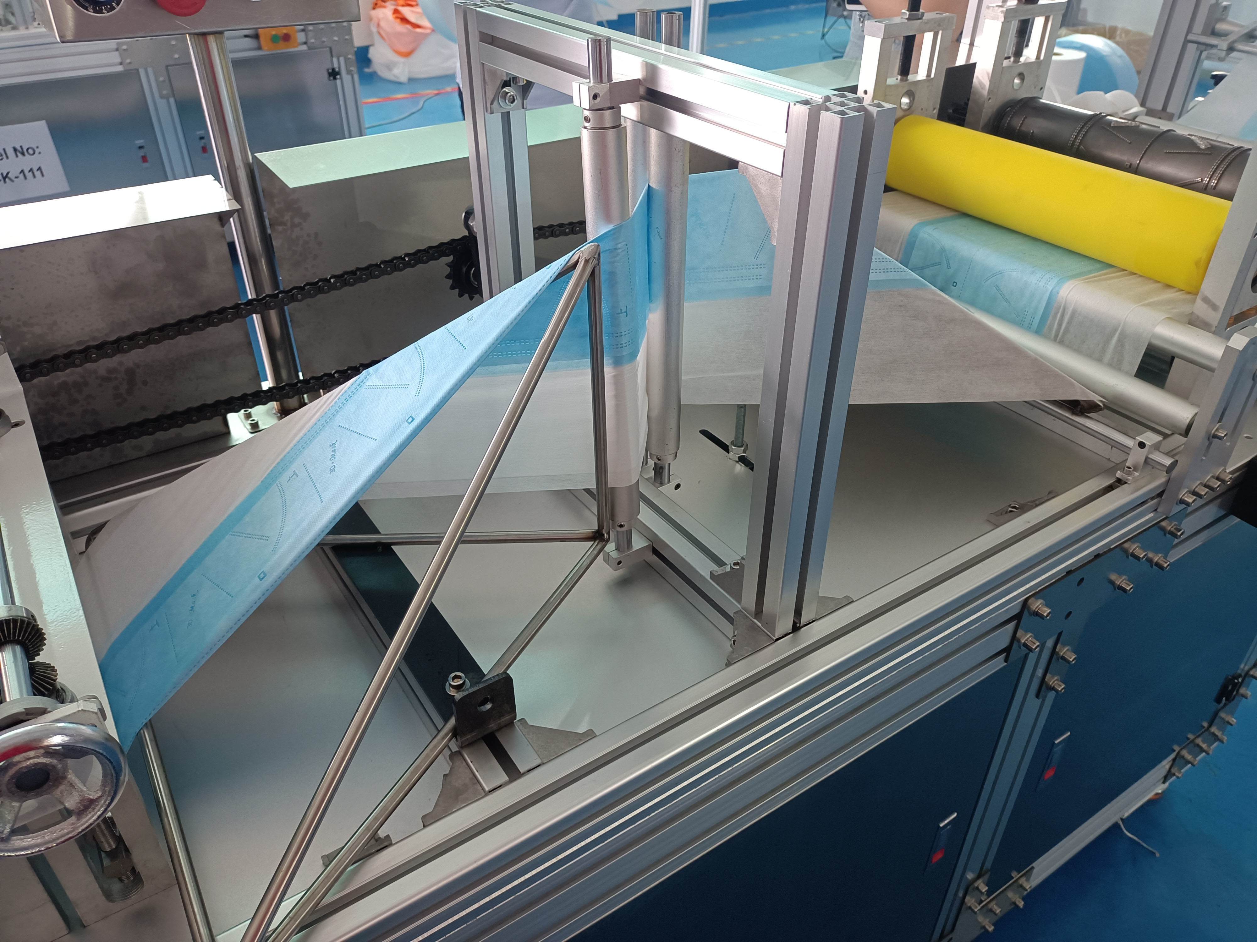 300pcs / Min 190MM Non Woven 3d Mask Making Machine