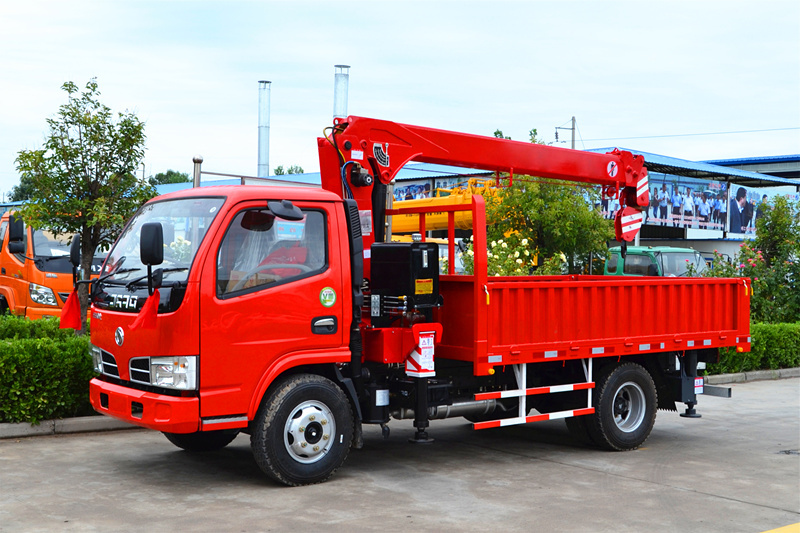 5 Ton Truck Crane With Basket Weight KG 2260 Kg Hydraulic Lifting Machinery