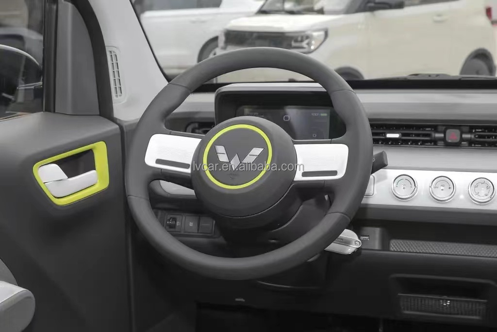 Left Steering Wuling Hongguang Mini Pure Electric Vehicle for Eco-Friendly Commuting