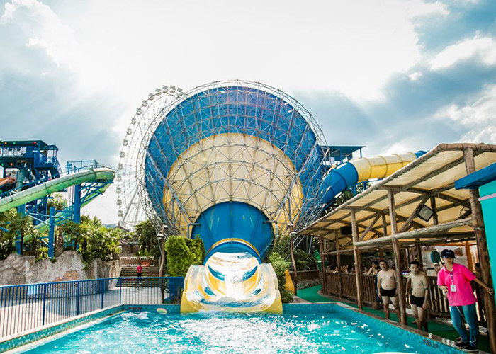 Huge Spiral Water Slide Playground / Adult Commercial Swimming Pool Slides