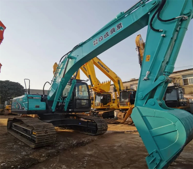Four Stroke Excavator Second Hand Kobelco SK210LC Reconditioned