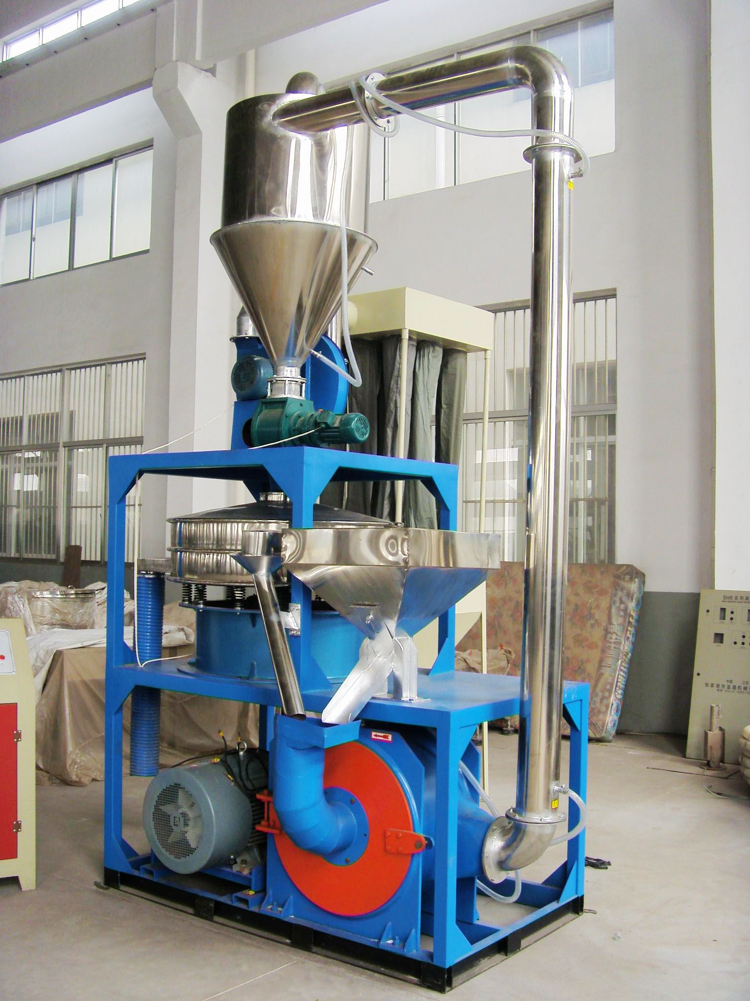 LDPE Plastic Powder Machine Abrasion Resistance High Speed With Dust Collecting Bag