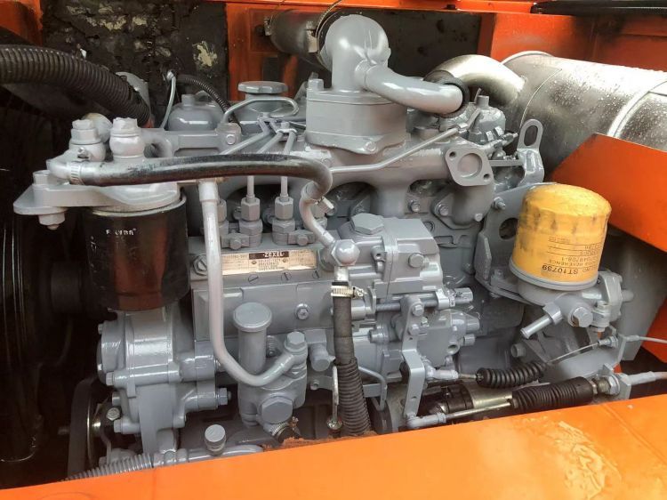 Original Doosan DX60 6 Ton Mini Excavator in Korea Good Condition 1800 Working Hours
