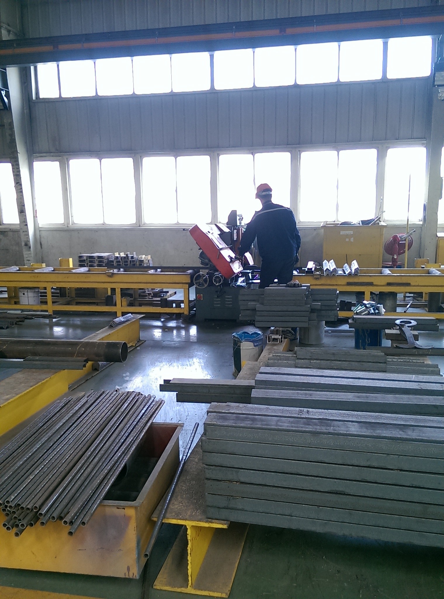 4 Column Hydraulic Car Stacker 2.5 Ton Hydraulic Lift Parking System